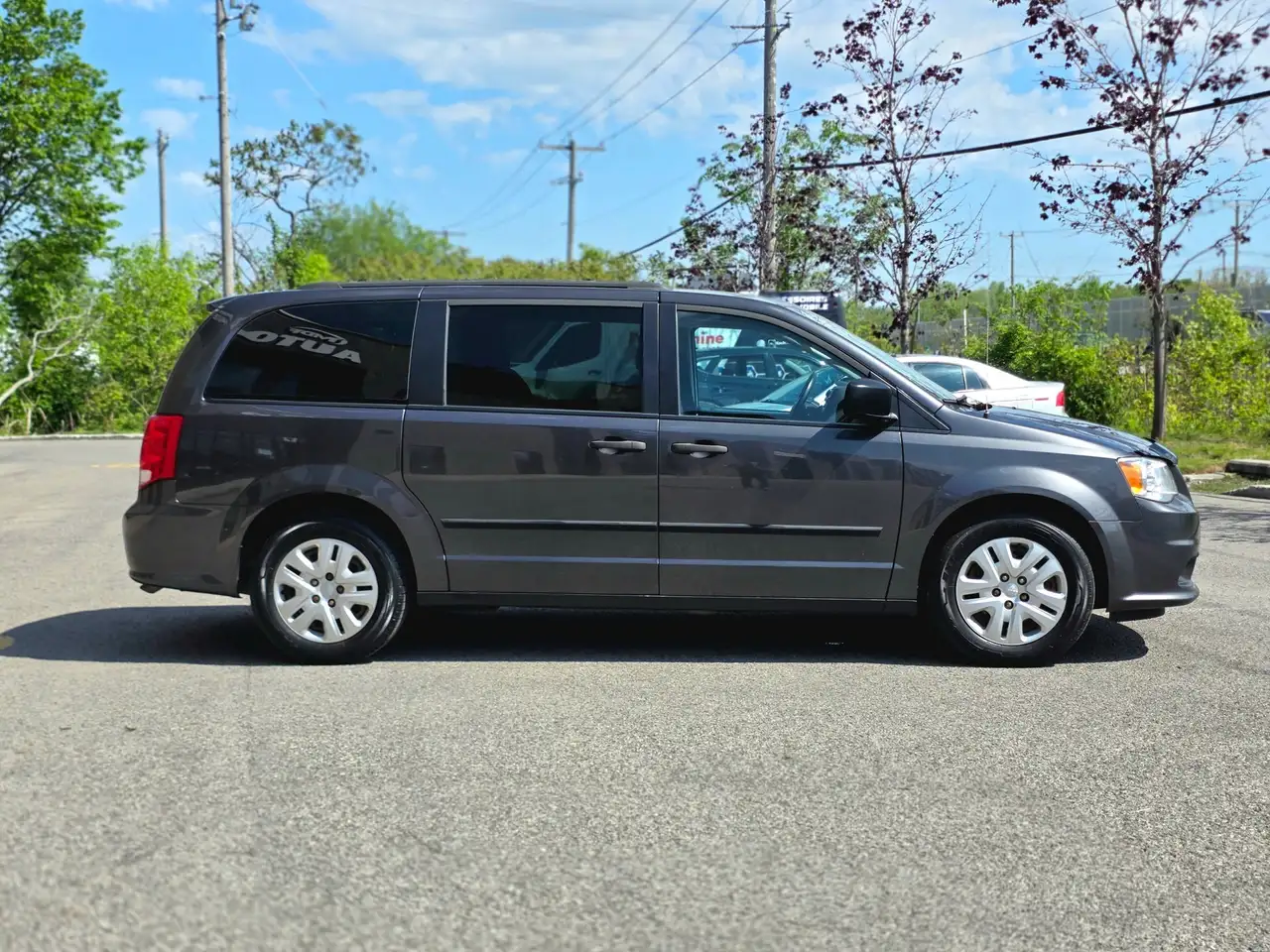 Dodge Grand Caravan снимка Dodge Grand Caravan
