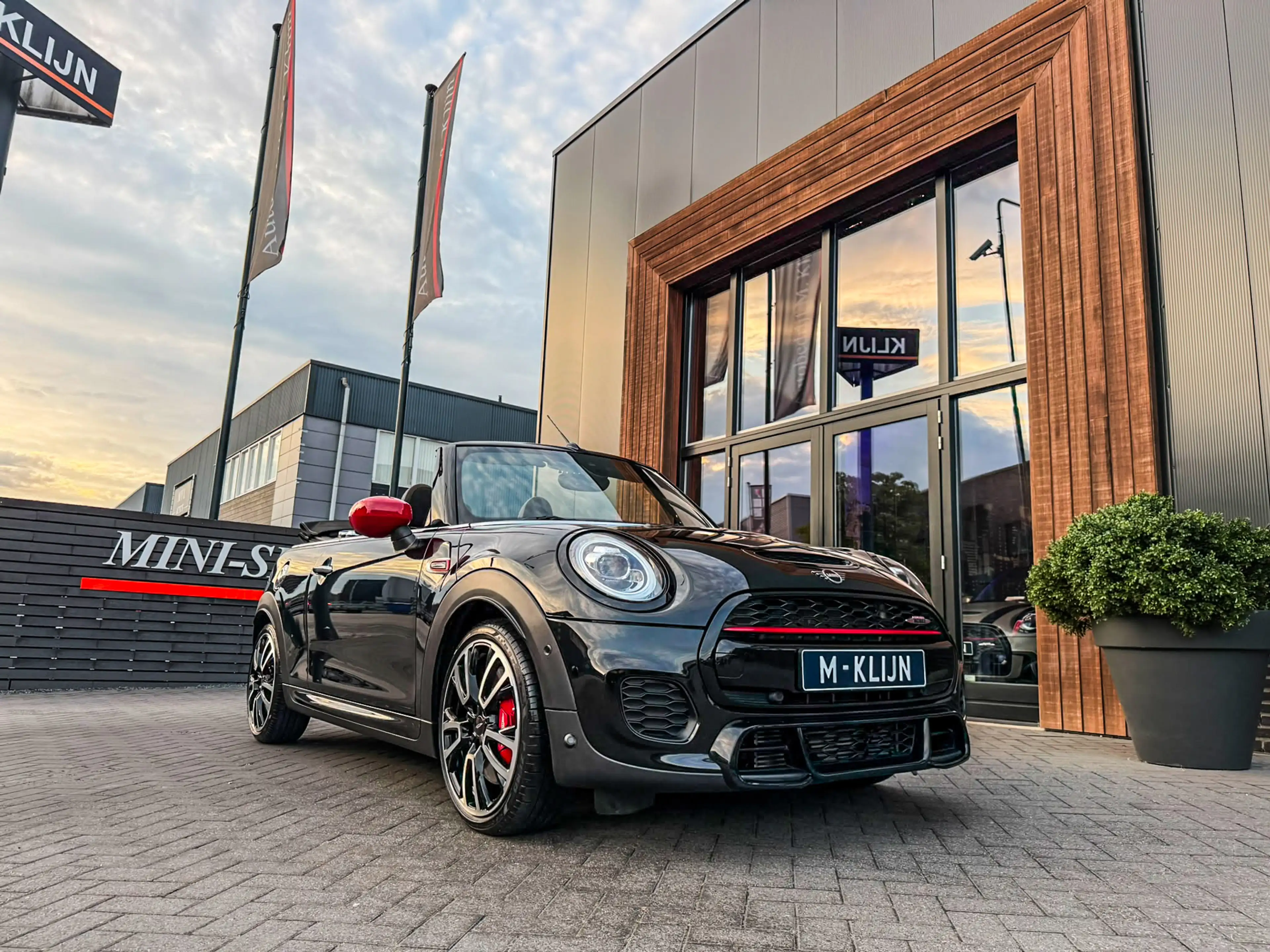 MINI John Cooper Works Cabrio 2.0 F1 aut 231pk Facelift/Camera/Virtual cockpit/H — photo 15
