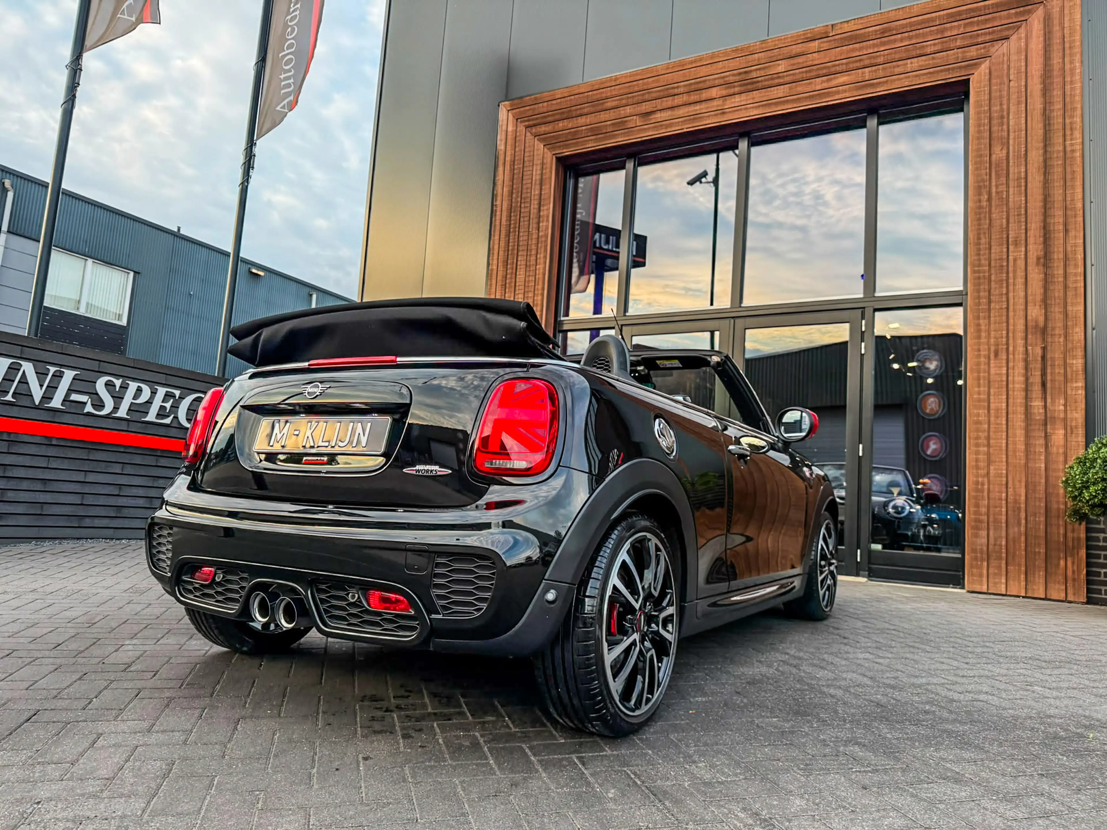 MINI John Cooper Works Cabrio 2.0 F1 aut 231pk Facelift/Camera/Virtual cockpit/H — photo 7