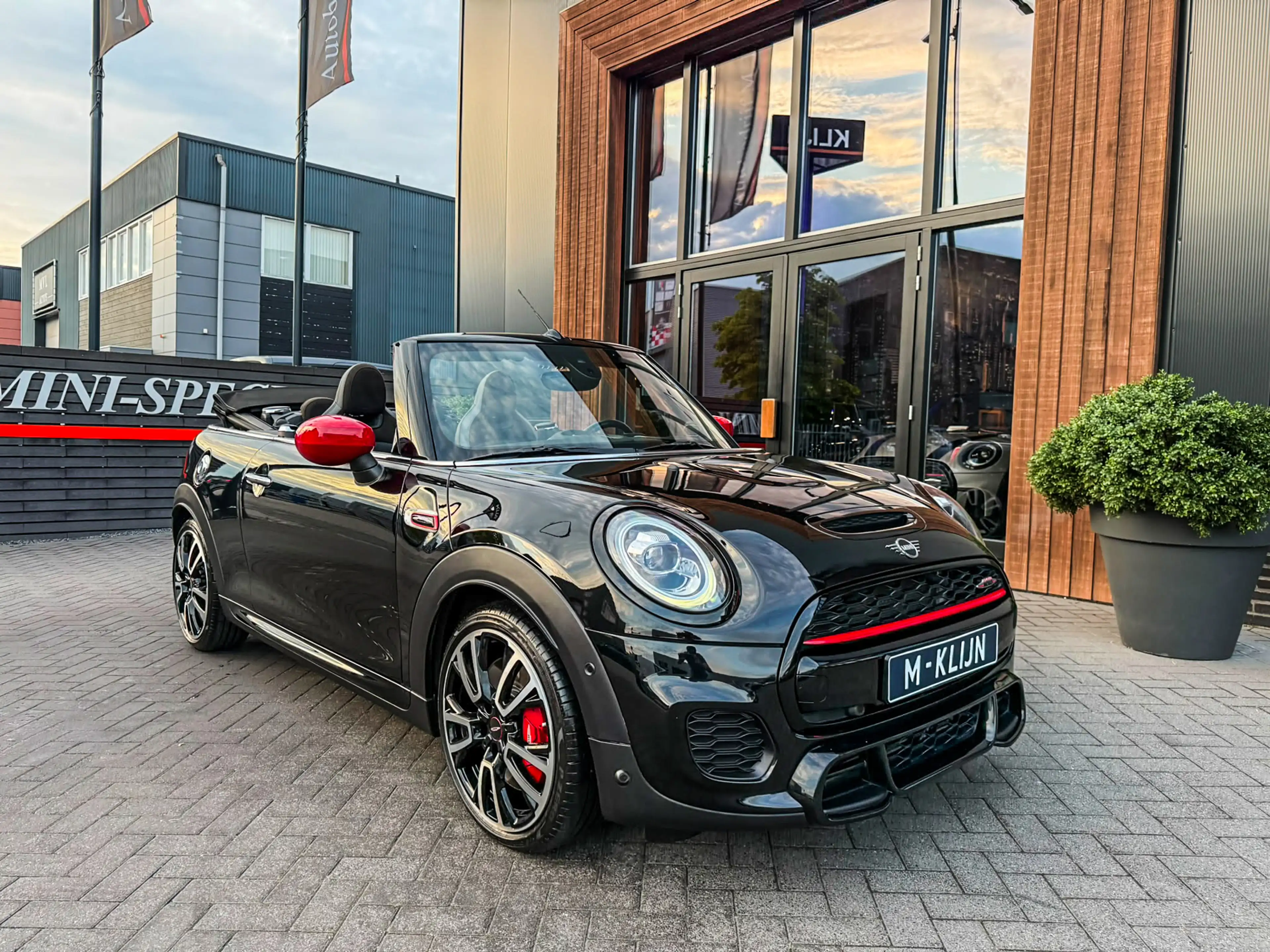 MINI John Cooper Works Cabrio 2.0 F1 aut 231pk Facelift/Camera/Virtual cockpit/H — photo 11