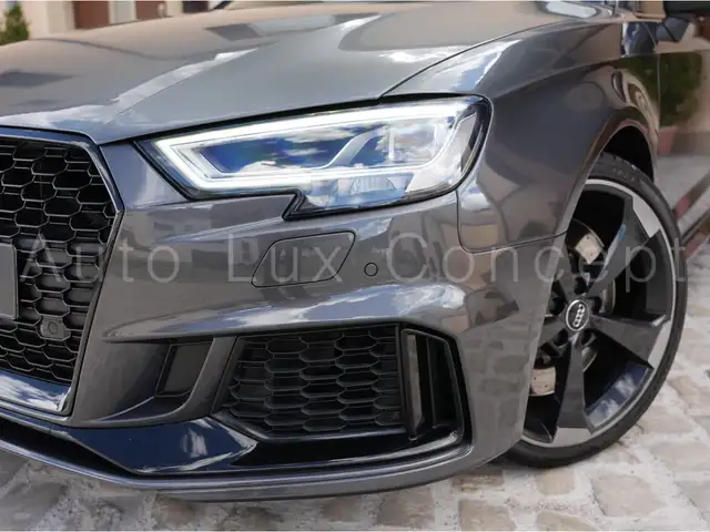 Audi RS3 view 10
