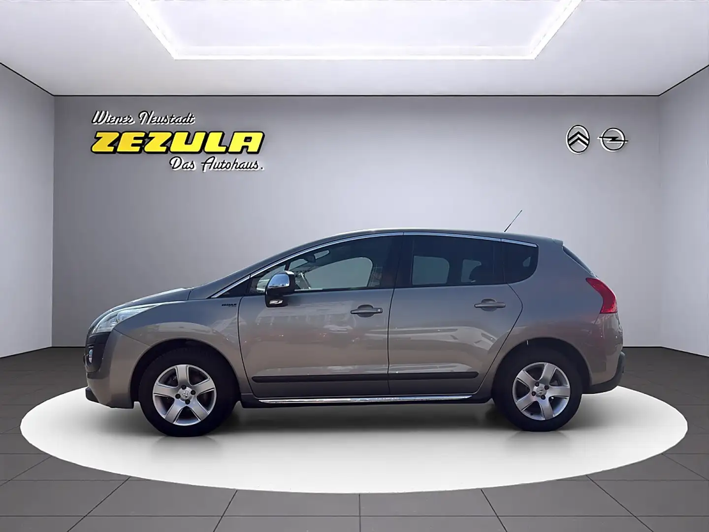 Peugeot 3008 1,6 HDi 110 FAP ASG6 Active Pro Grau - 2