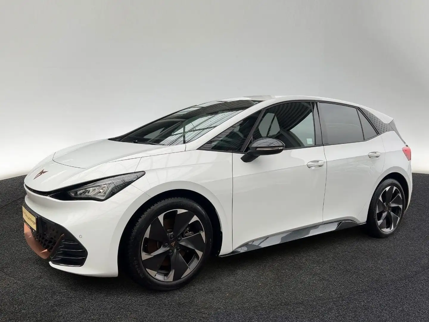 CUPRA Born 170kW Navi Kamera Sitzheizung Weiß - 2