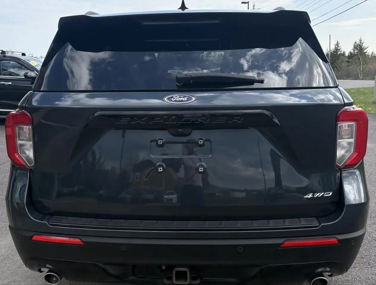 Ford Explorer photo Ford Explorer