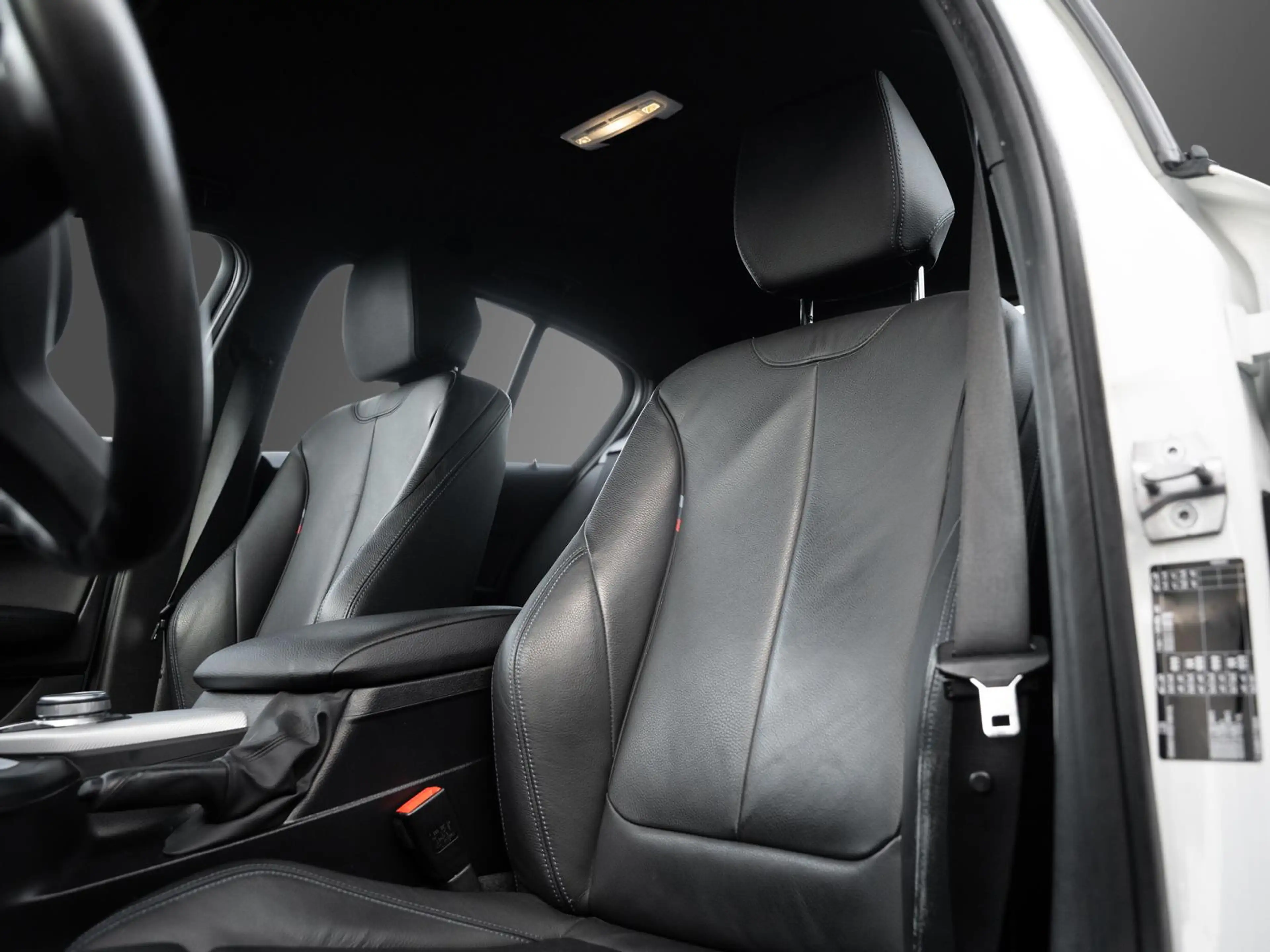 BMW 140 M140 i Special Edition Business-P. Hifi SHZ PDC — photo 5