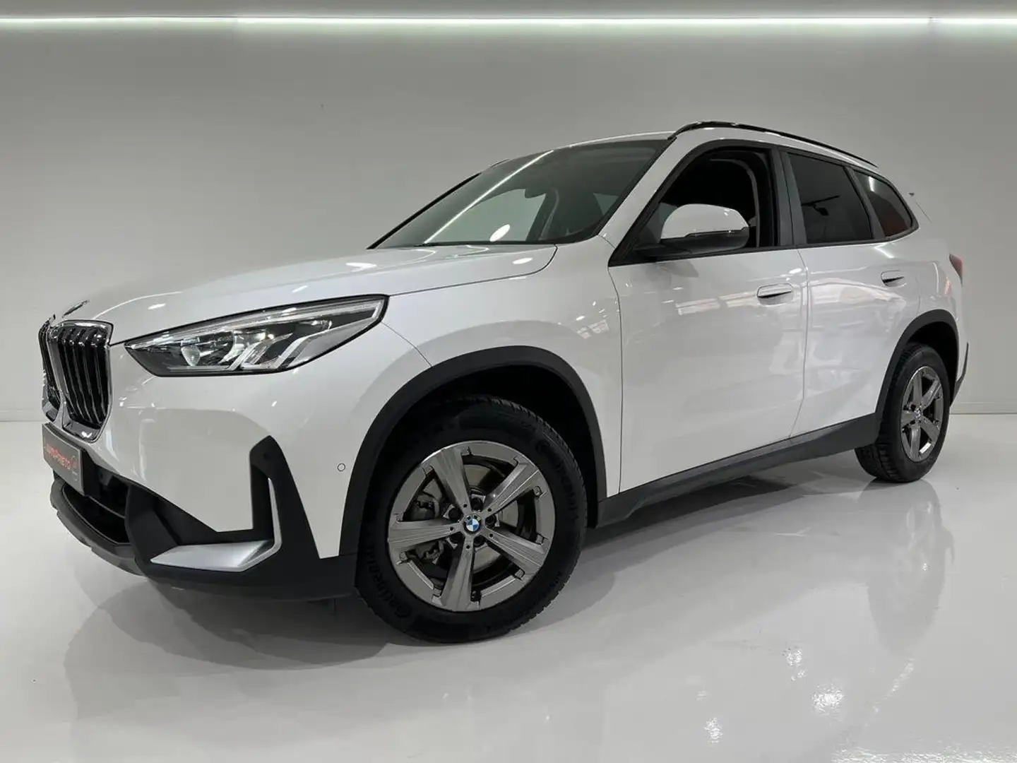 BMW X1 sDrive18d Weiß - 2