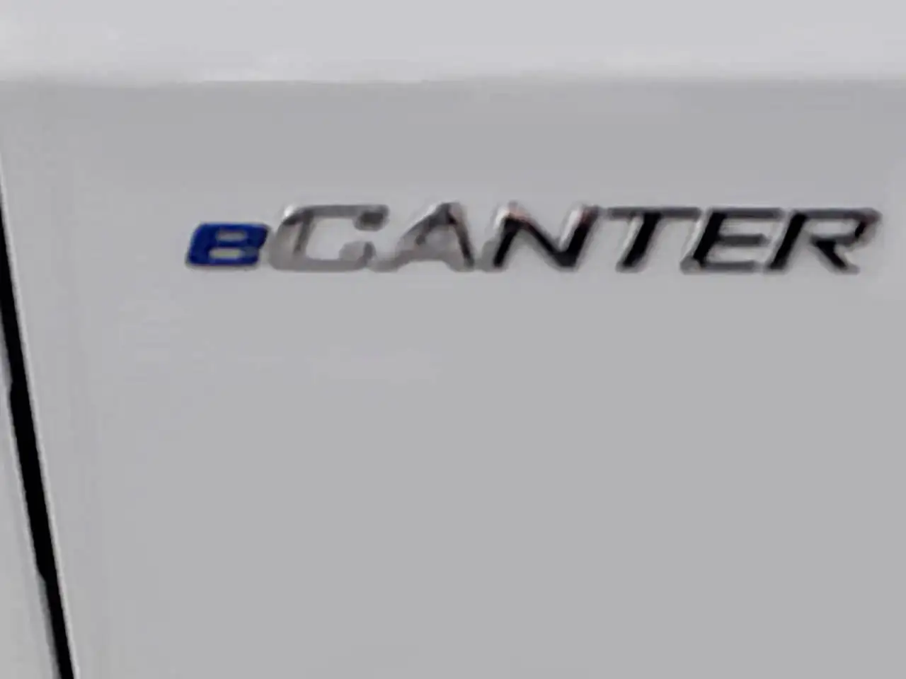 Mitsubishi Canter 2026 — фото 13