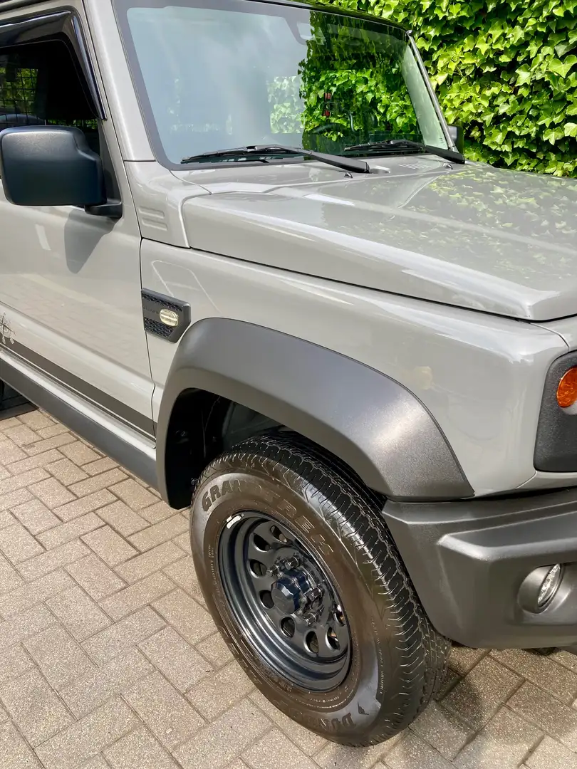 Suzuki Jimny Jimny 1.5 ALLGRIP Comfort+ Gris - 2