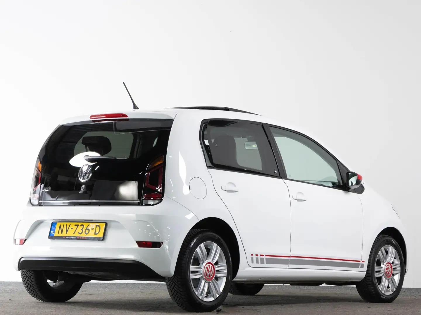 Volkswagen up! beats | Airco | Panoramadak | Beats Audio | Wit - 2
