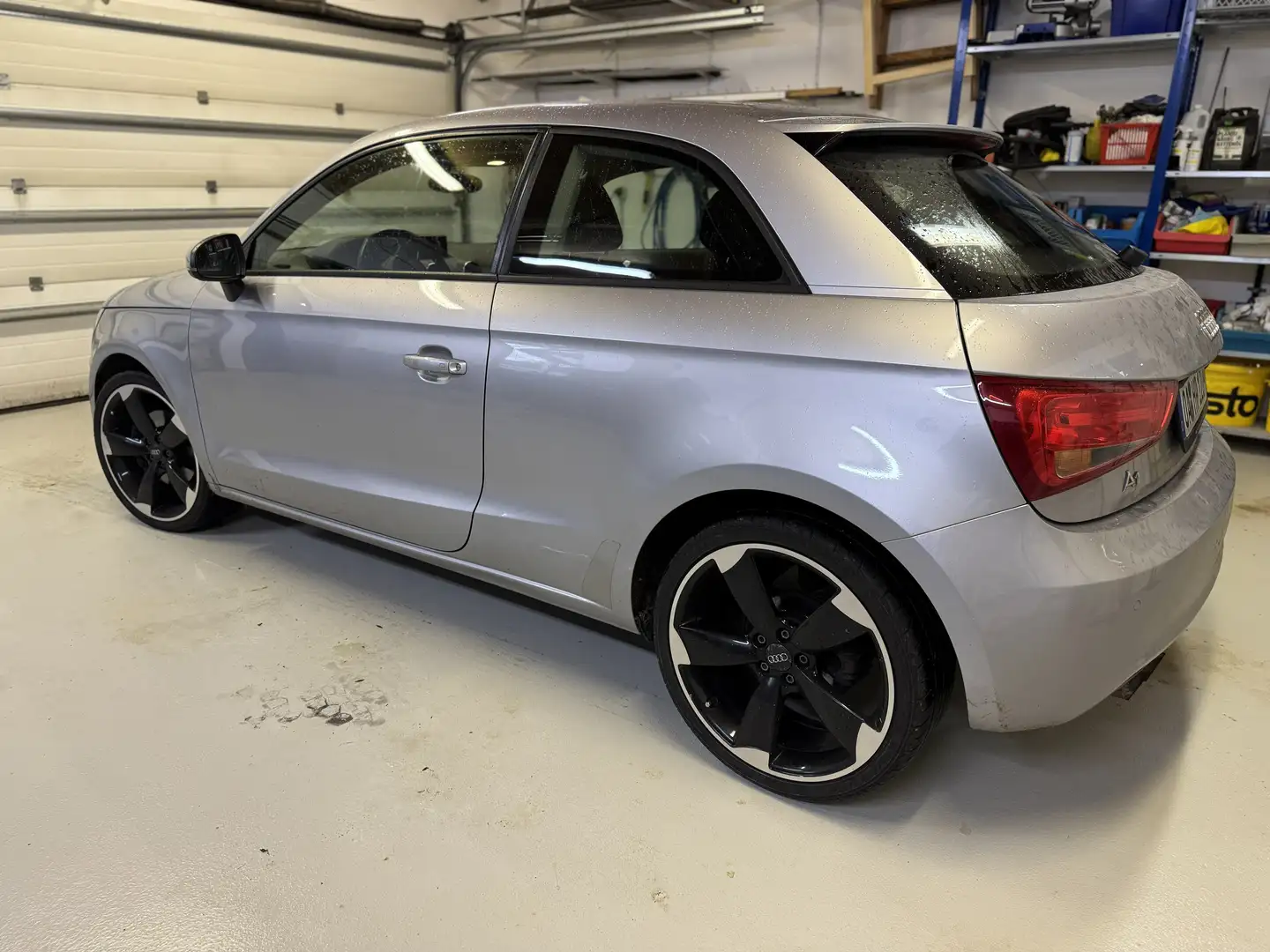 Audi A1 A1 1.4 TFSI S tronic Ambition Silber - 2
