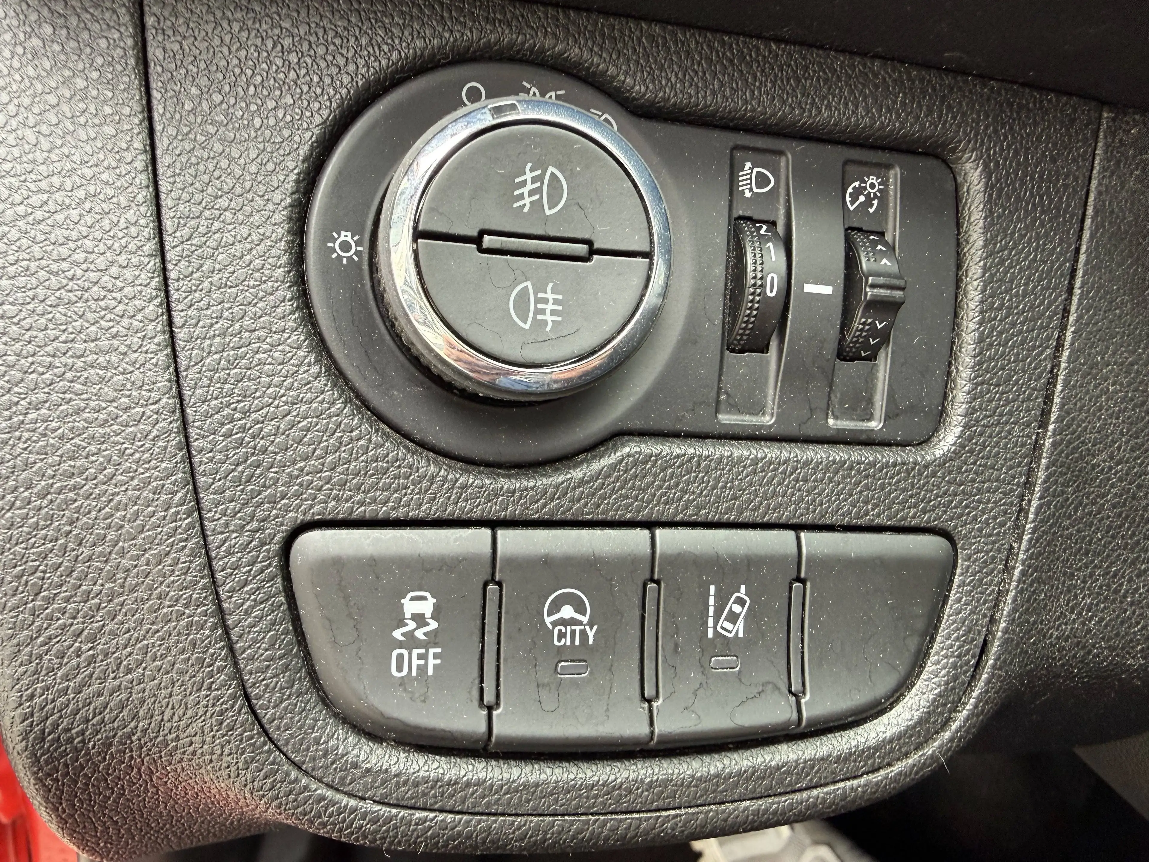 Opel Karl 1,0 Ecotec Österreich Edition - Erstbesitz - 8-fach bereift — photo 12