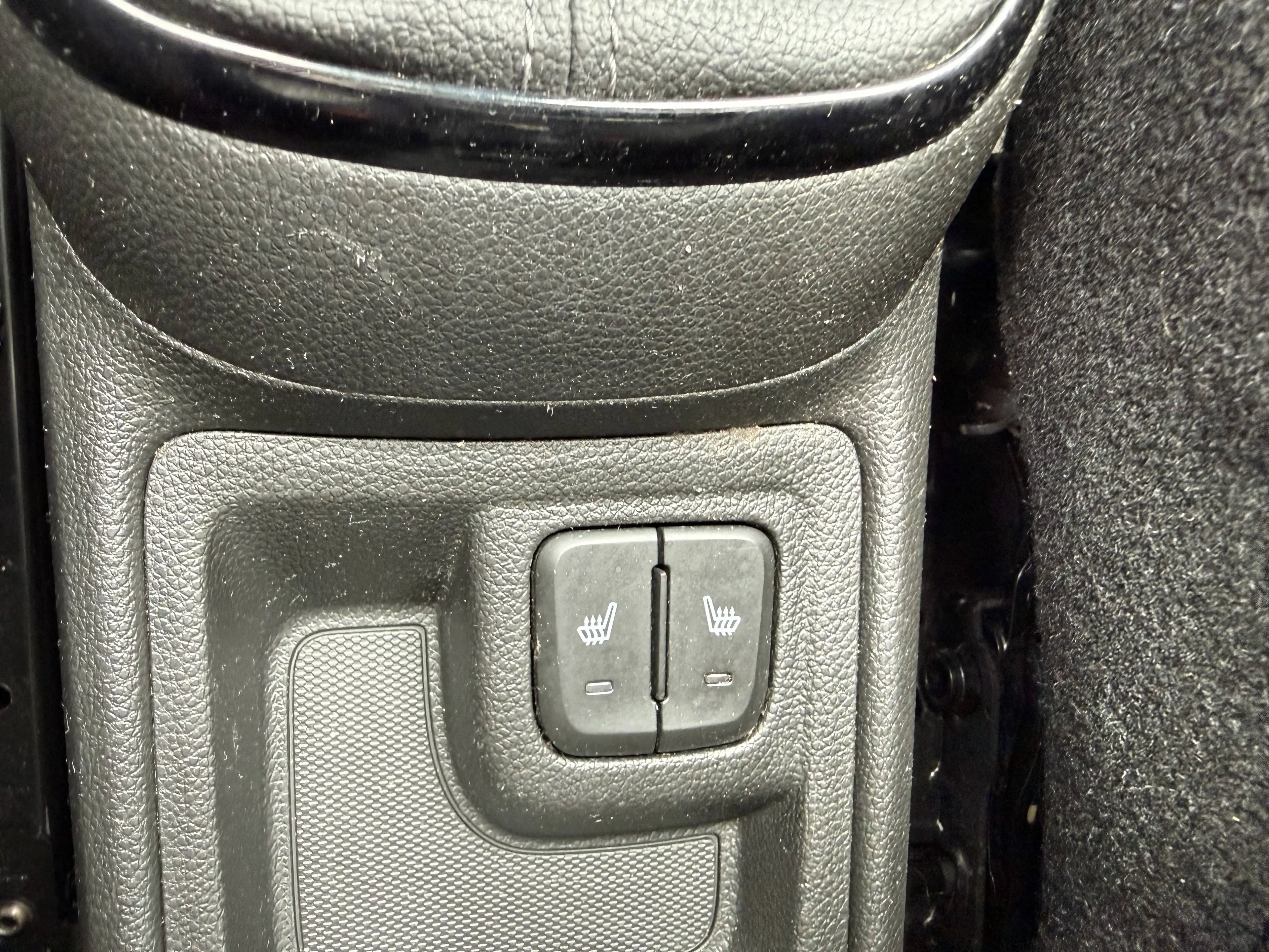 Opel Karl 1,0 Ecotec Österreich Edition - Erstbesitz - 8-fach bereift — photo 13