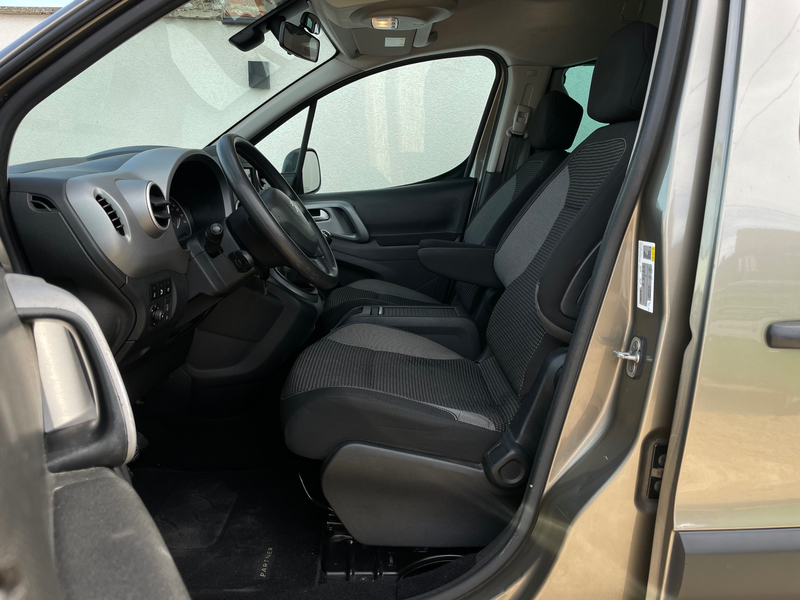 Peugeot Partner 1.6 BLUEHDI/ TEPEE/ 7 PLACES/ GPS/ CLIM BI-ZONE/ CAMÉRA — photo 12