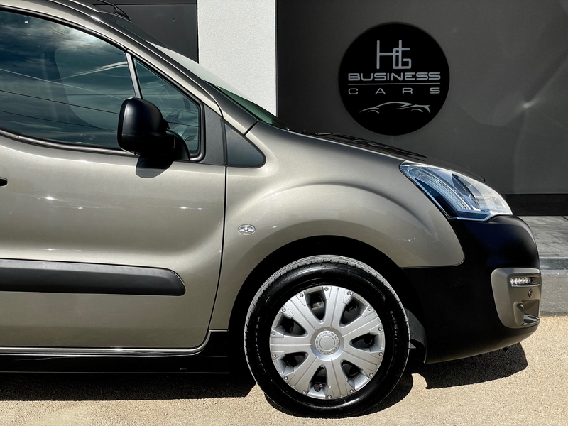 Peugeot Partner 1.6 BLUEHDI/ TEPEE/ 7 PLACES/ GPS/ CLIM BI-ZONE/ CAMÉRA — photo 11