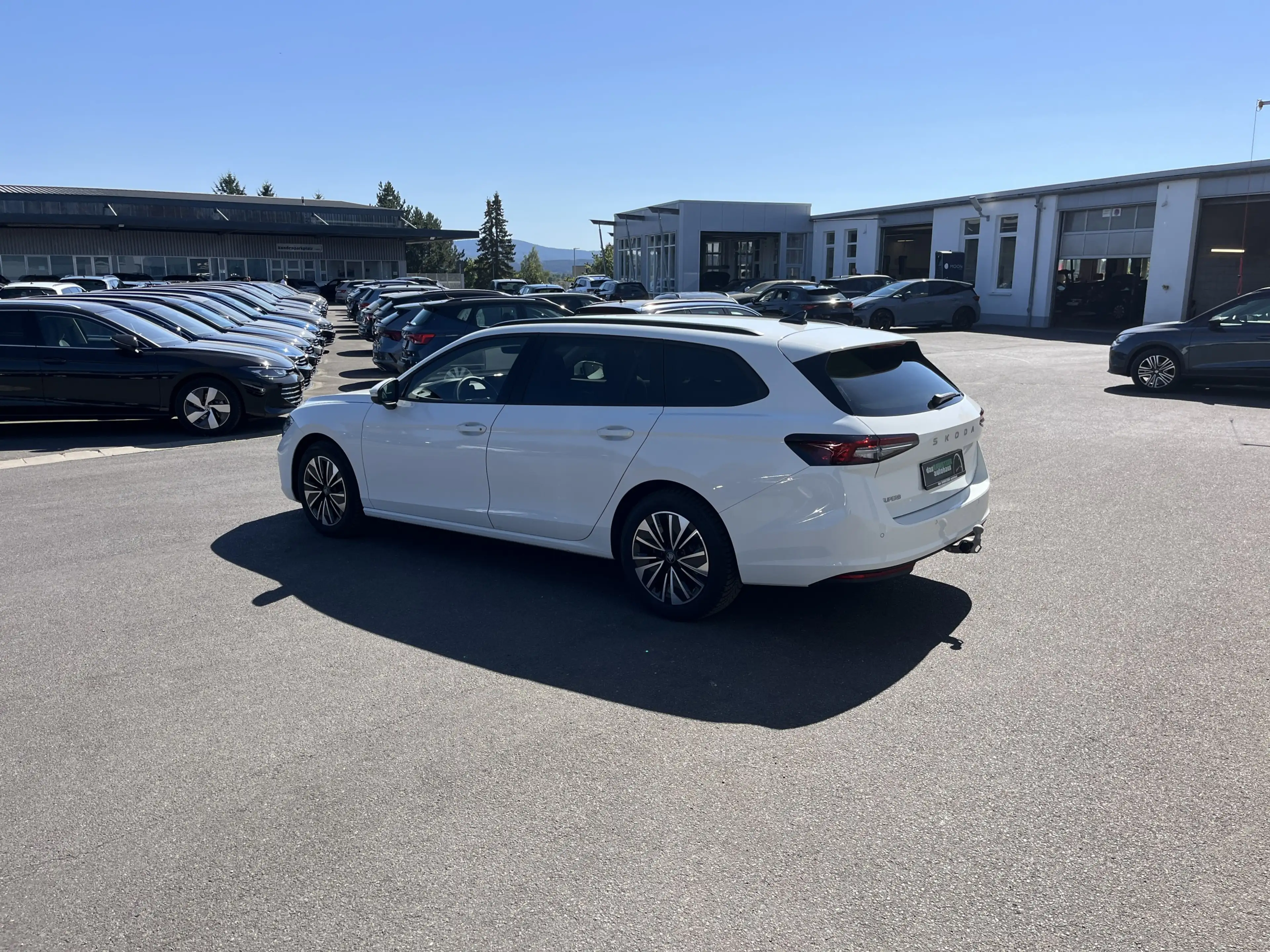 Skoda Superb Combi 2.0 TSI DSG Selection 213€ m.20% Anz. AHK — photo 10