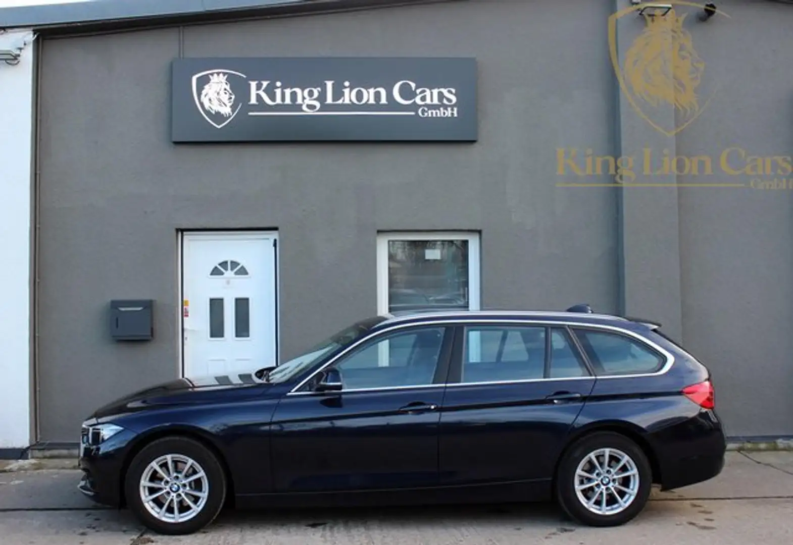 BMW 320 i TOURING+AUTOMATIK+NAVI+AHK+1 VORBESITZER+ Blau - 2