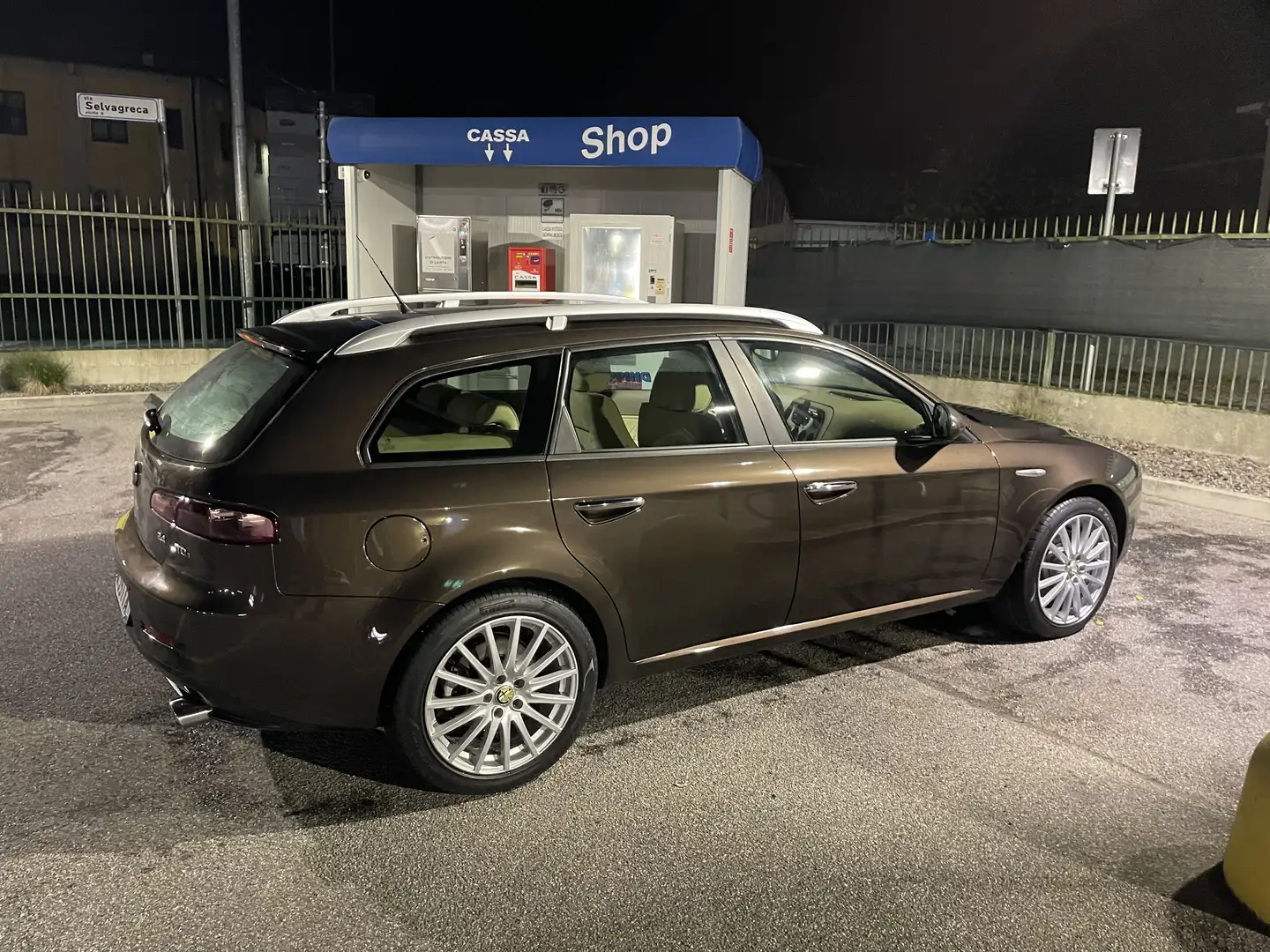 Alfa Romeo 159 SW 2.4 jtdm Distinctive Q4 210cv Marrone - 1