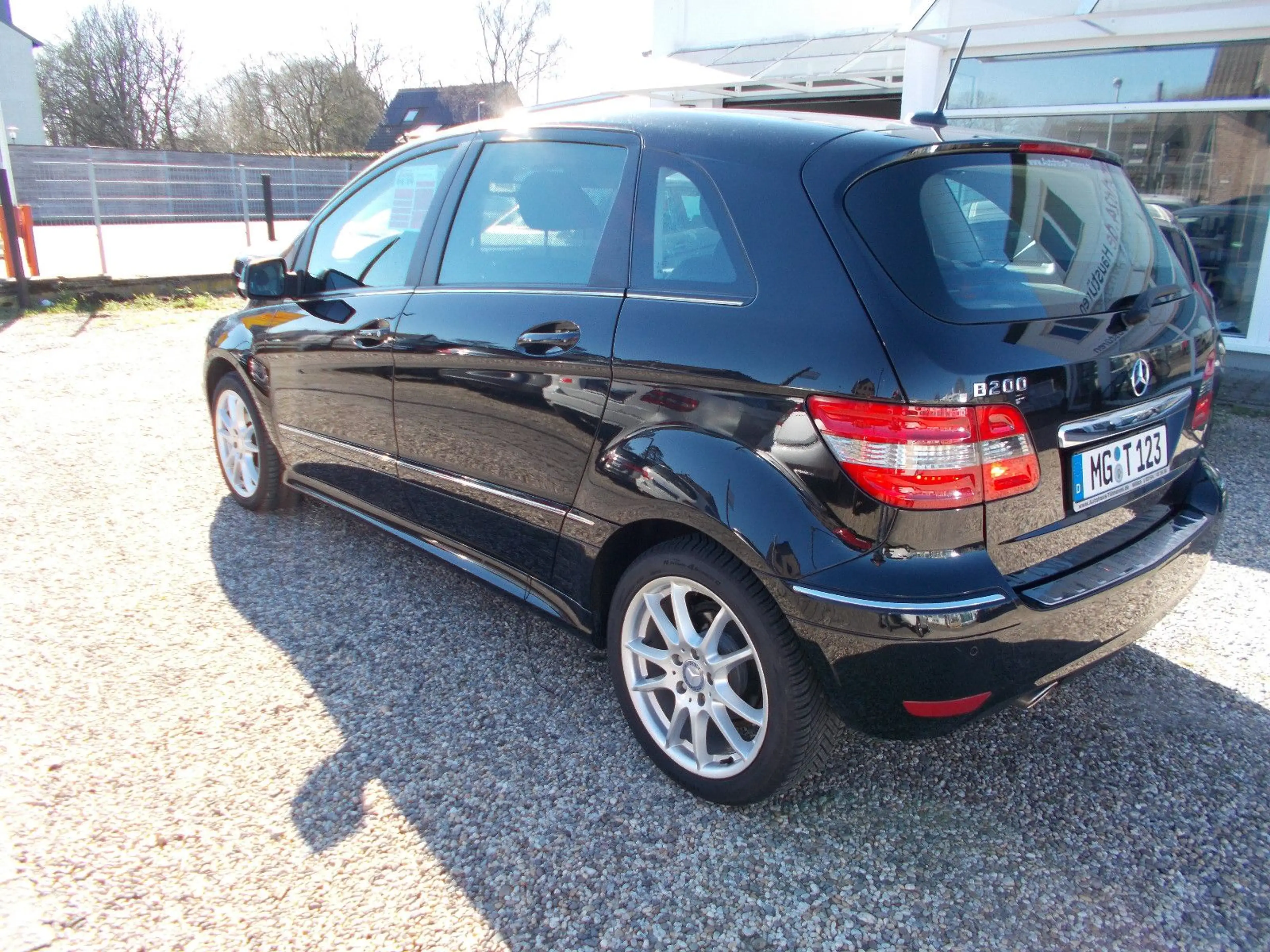 Mercedes-Benz B 200 Autom.Navi,17Zoll Alu,Scheckheft nur 73 Tk — photo 6