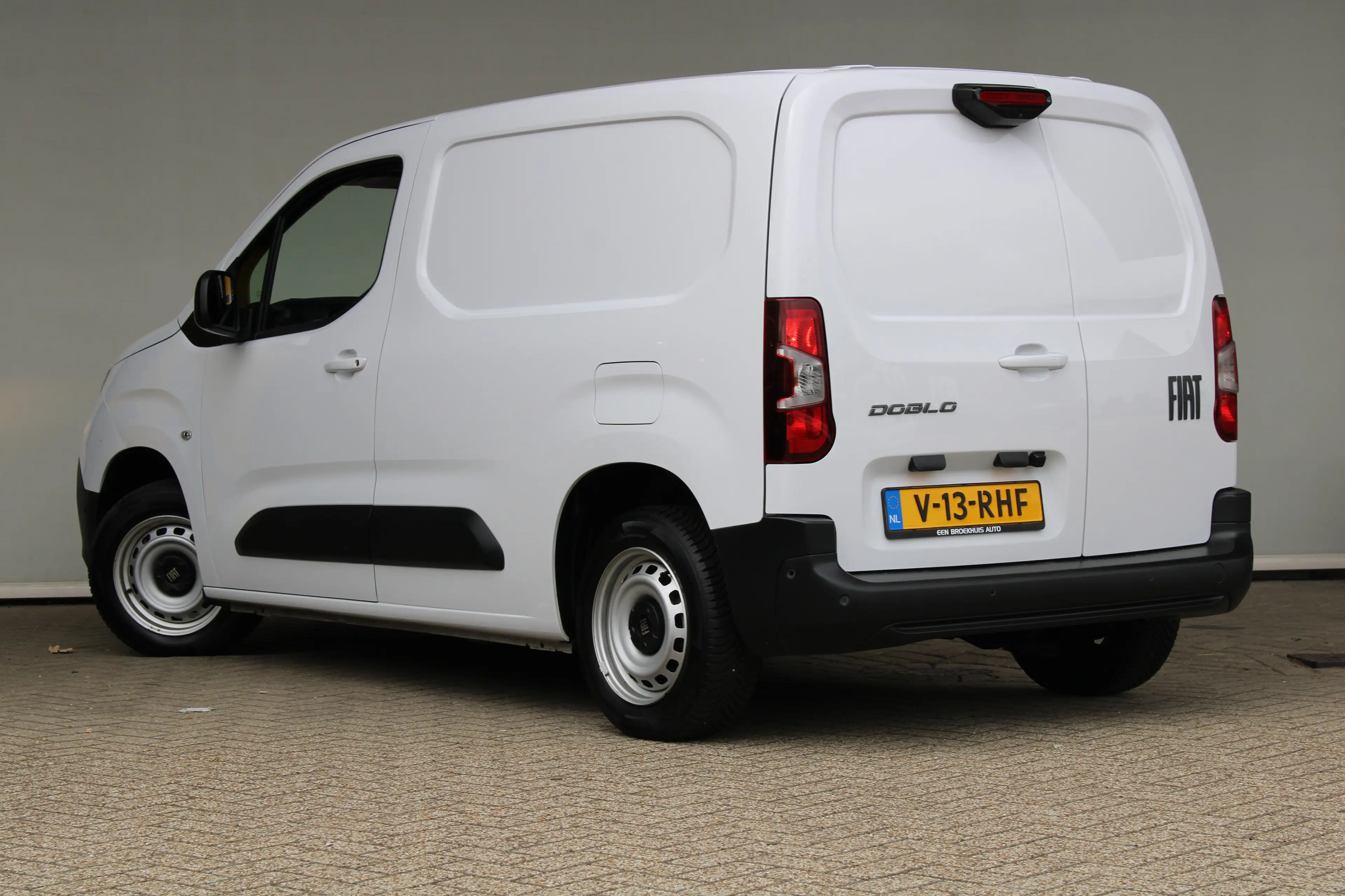 Fiat Doblo 1.5D 100pk L1 650kg | Navigatie | Draadloos telefo — photo 7