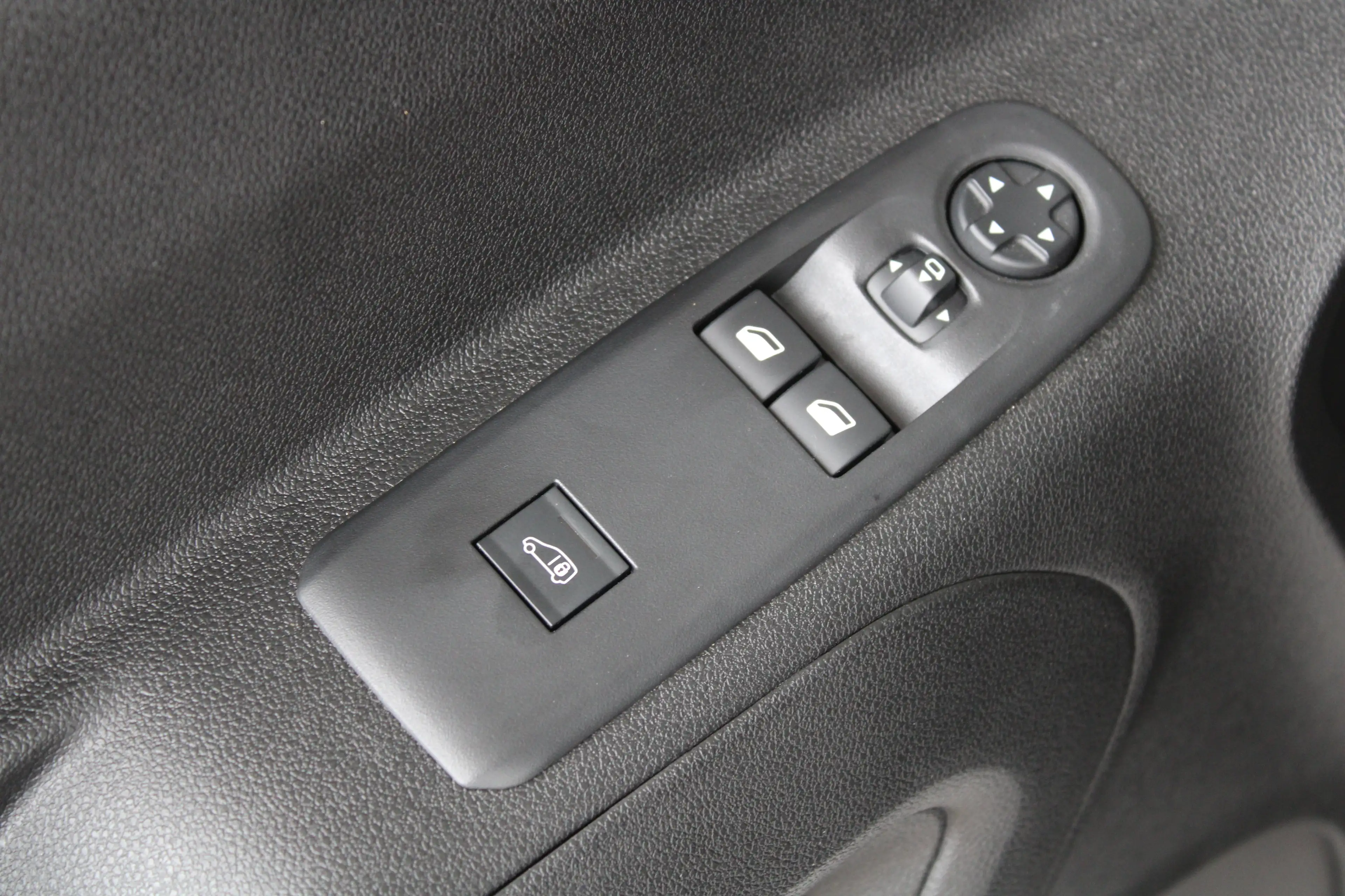 Fiat Doblo 1.5D 100pk L1 650kg | Navigatie | Draadloos telefo — photo 12
