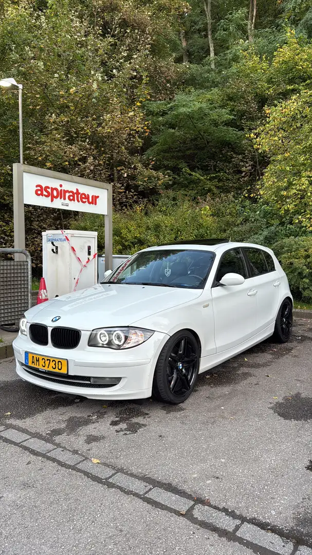 BMW 123 123d DPF - 1