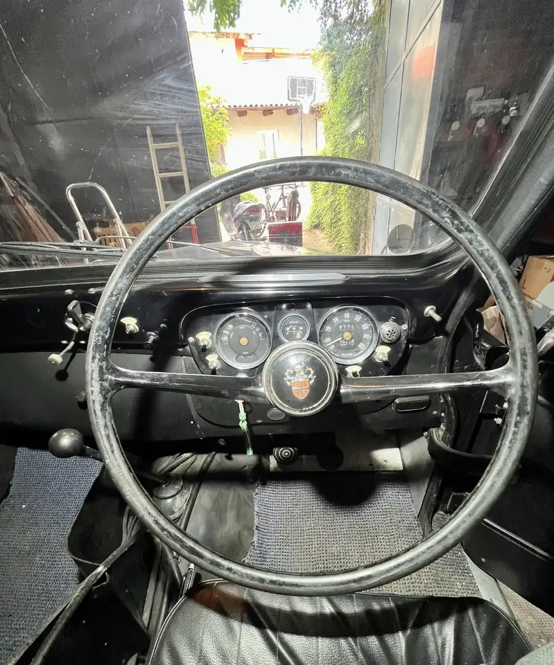 Austin FX4 London Cab, foto 7