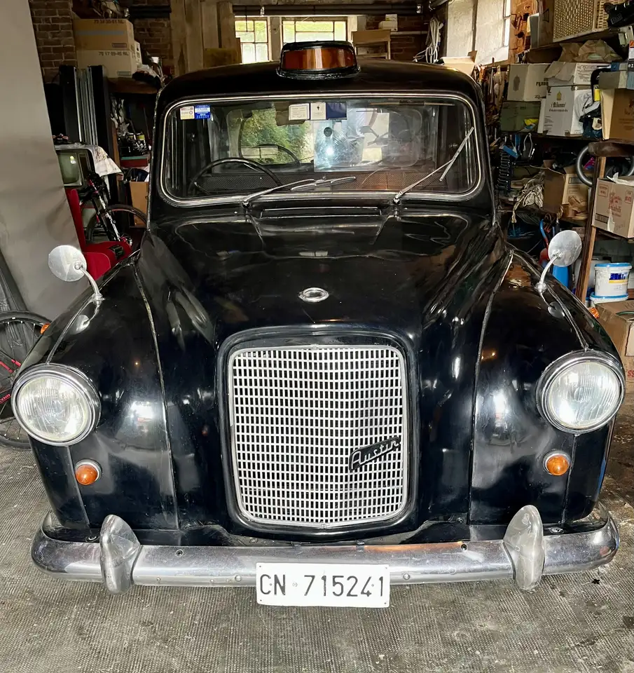 Austin FX4 London Cab, foto 1