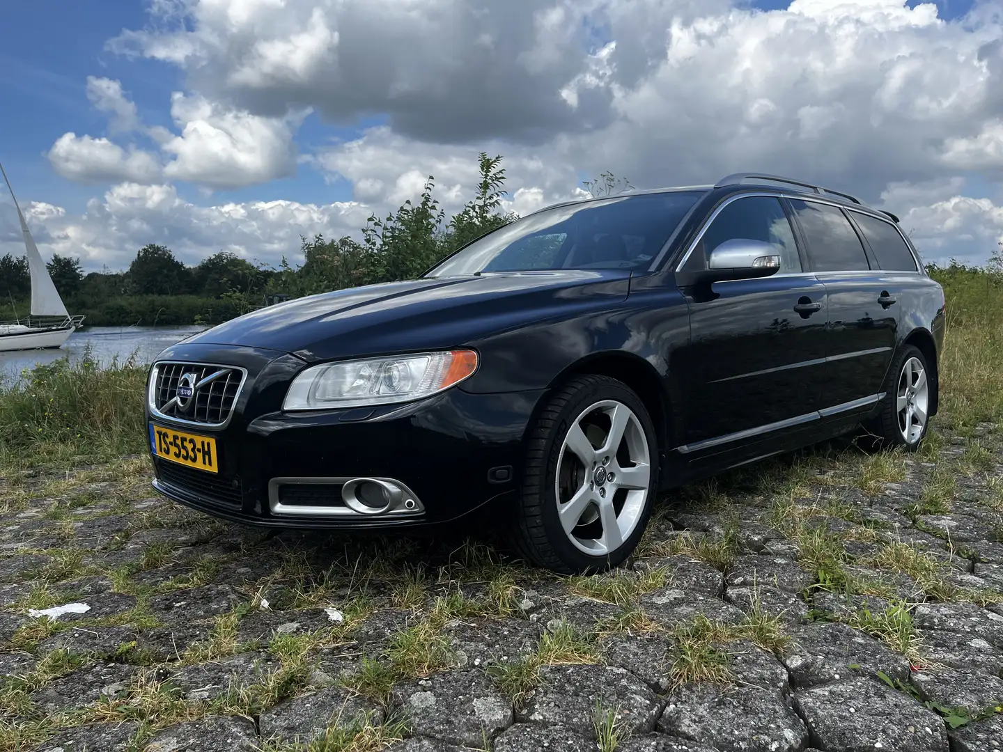 Volvo V70 2.5FT Aut. Summum - 1