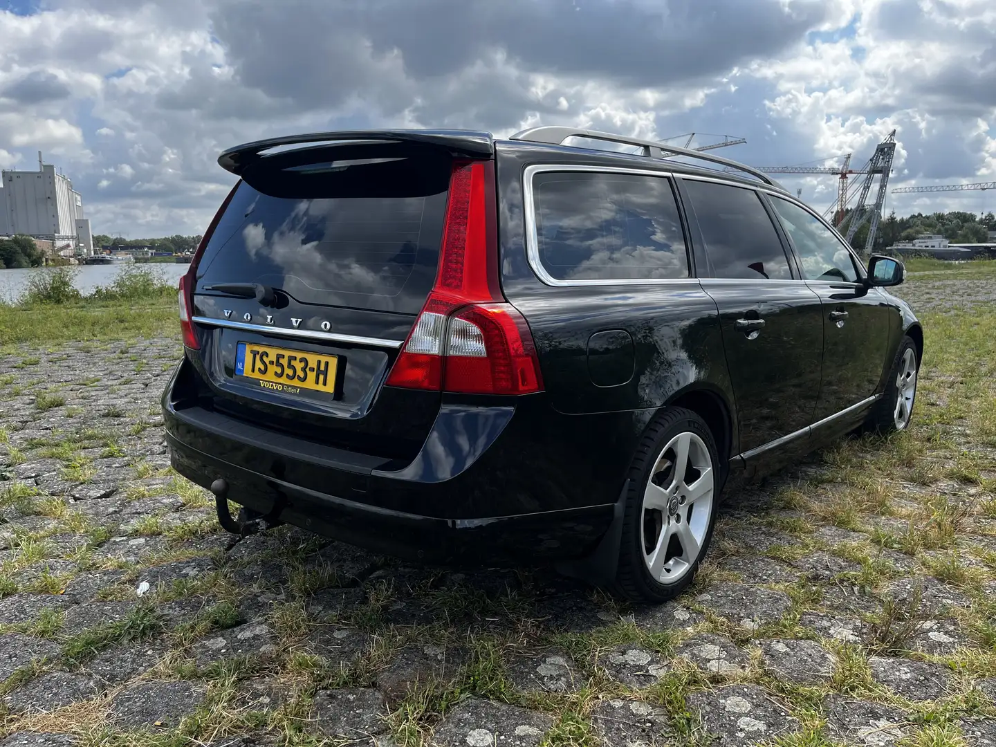 Volvo V70 2.5FT Aut. Summum - 2