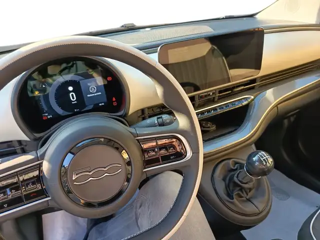 Fiat 500c view 7