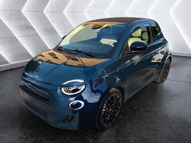 Fiat 500c view 2