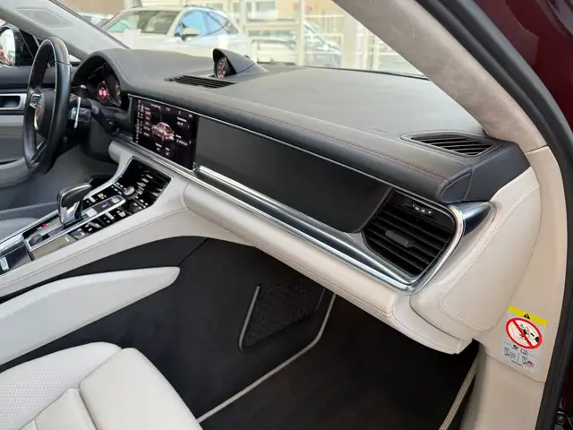 Porsche Panamera Turbo S E-Hybrid PHEV Aut. Ansicht 11