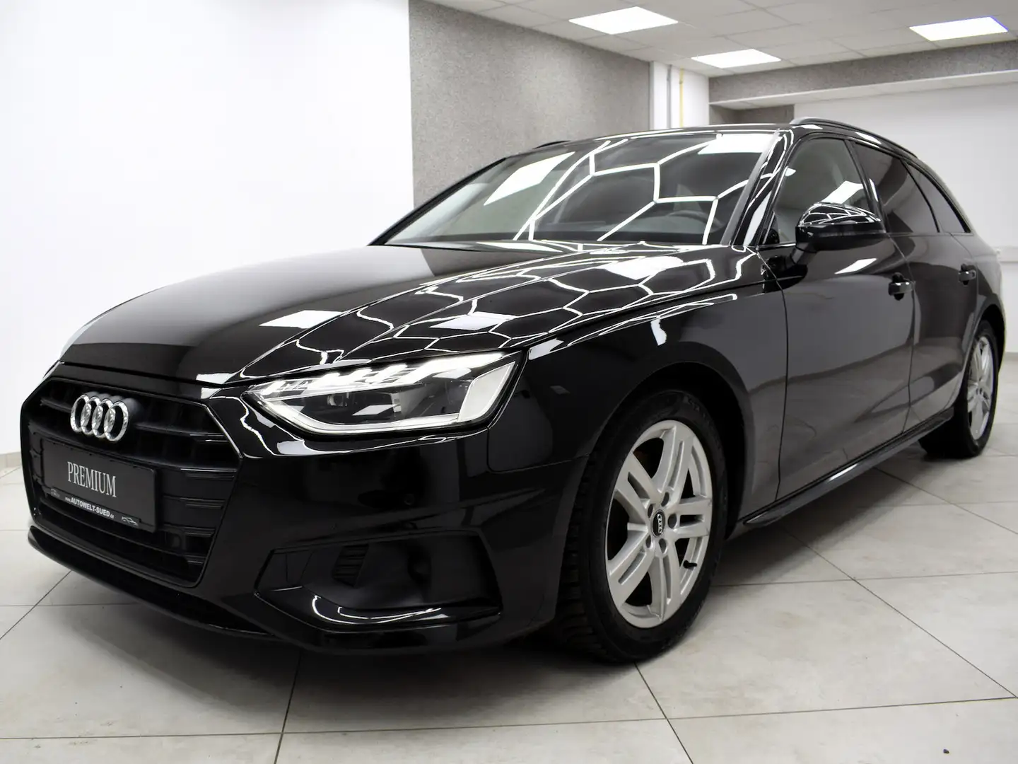 Audi A4 Avant 35 TDI S-tronic advanced Rcam 2xSpur Navi Noir - 2
