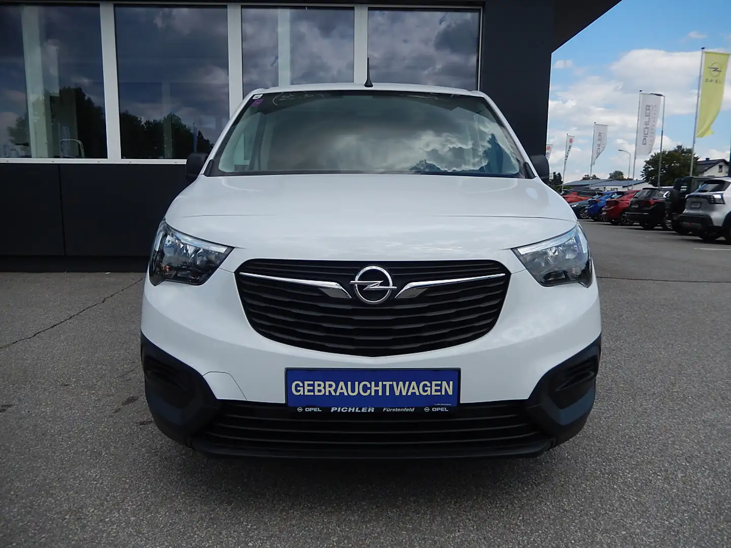 Opel Combo PureTech 110 S&S M Weiß - 2