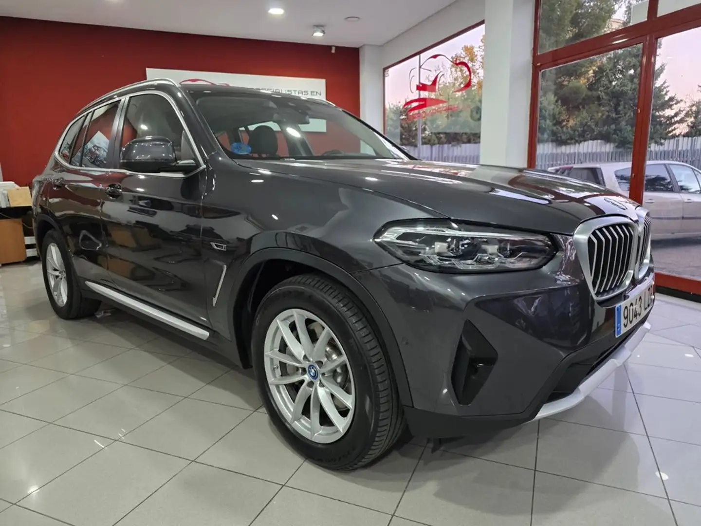 BMW X3 xDrive30e xLine Gris - 1