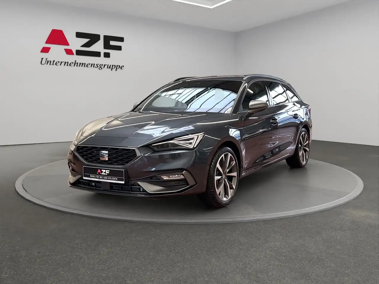 SEAT Leon Sportstourer FR 2.0 TDI DSG+Matrix+SHZ+Pano 2