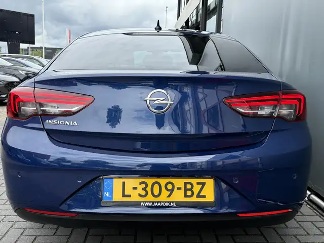 Opel Insignia view 11