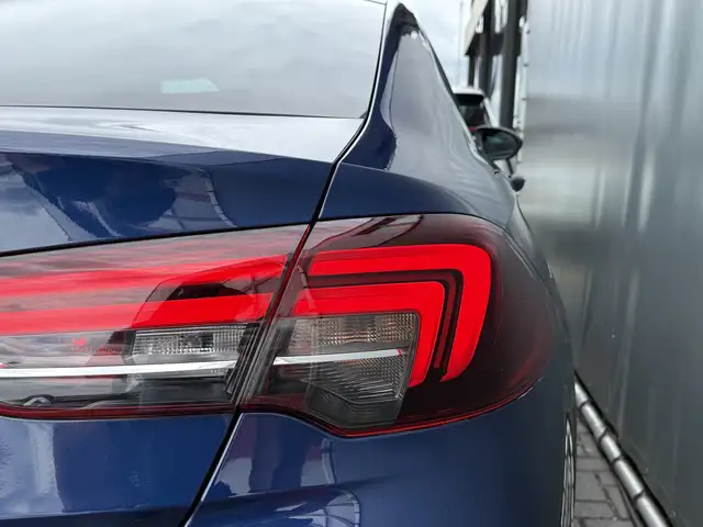 Opel Insignia view 12