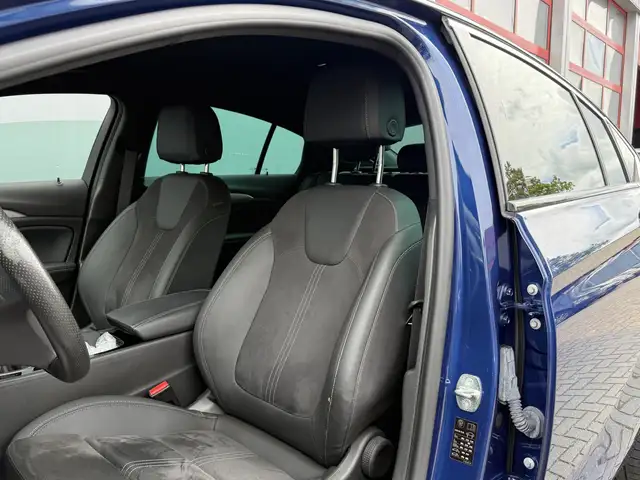 Opel Insignia view 5