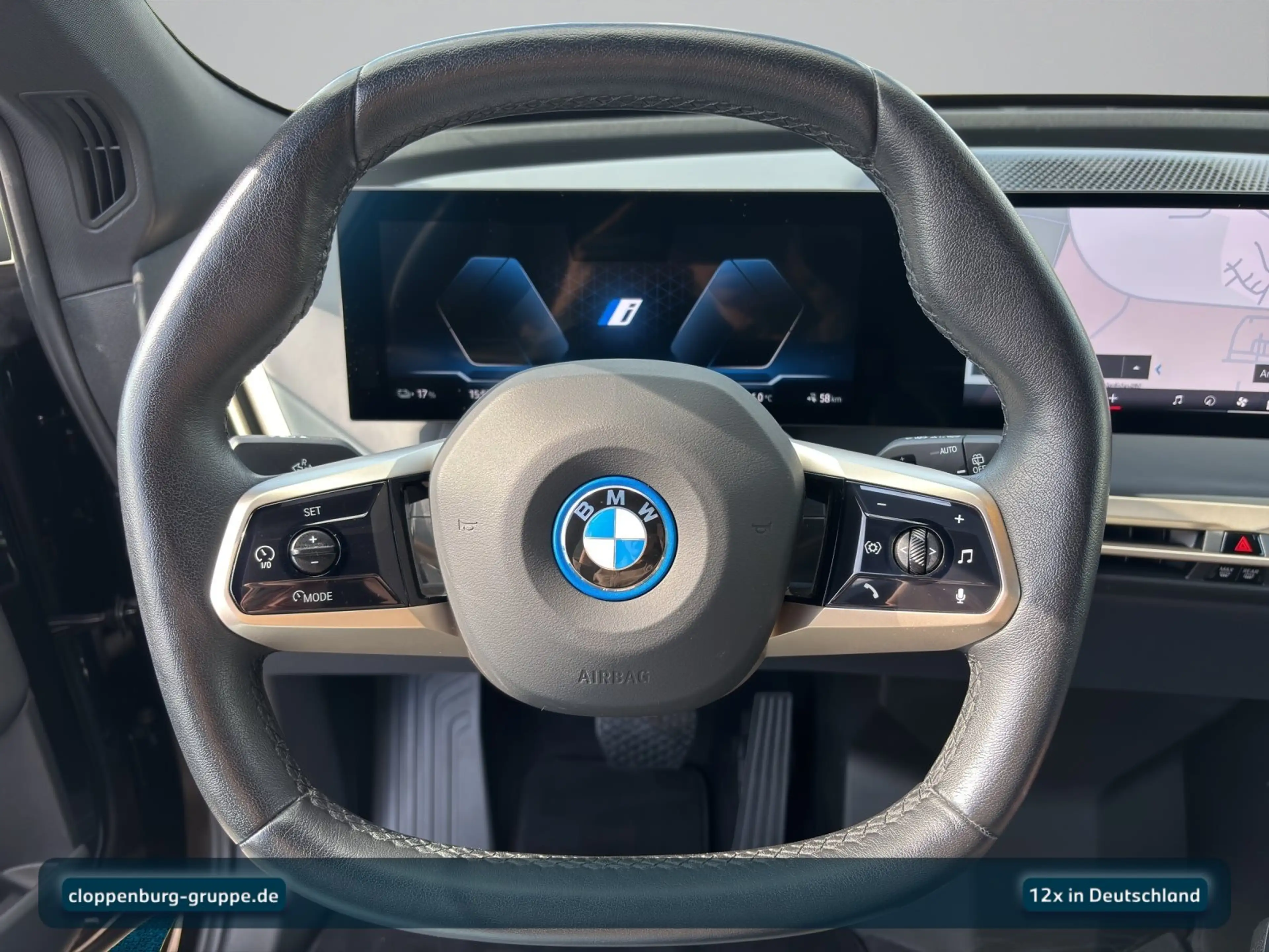 BMW iX xDrive40 M-Paket Head-Up+AHK+StHz+StKlima+ACC — photo 13