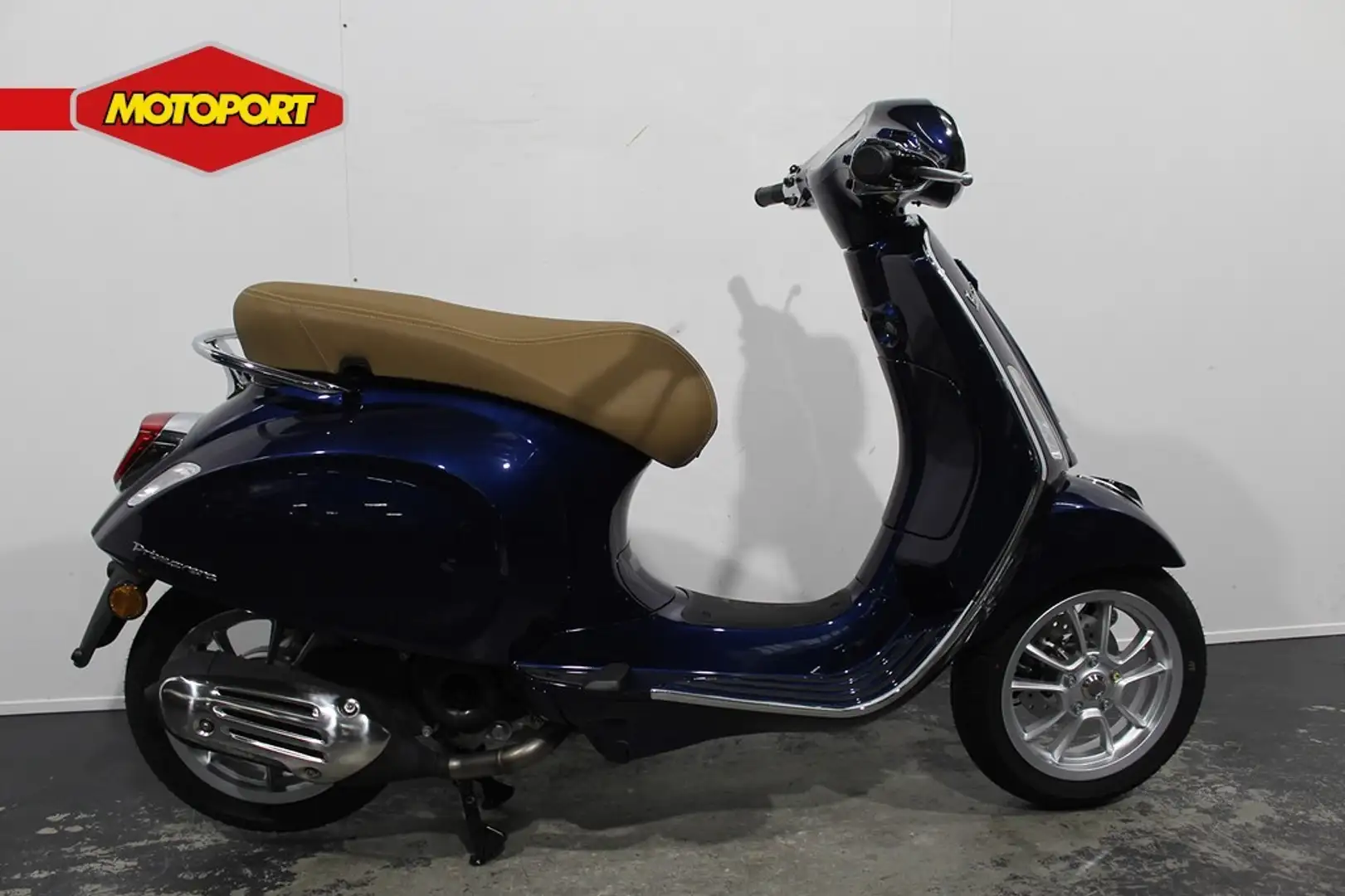 Vespa Primavera 45 Fehér - 1