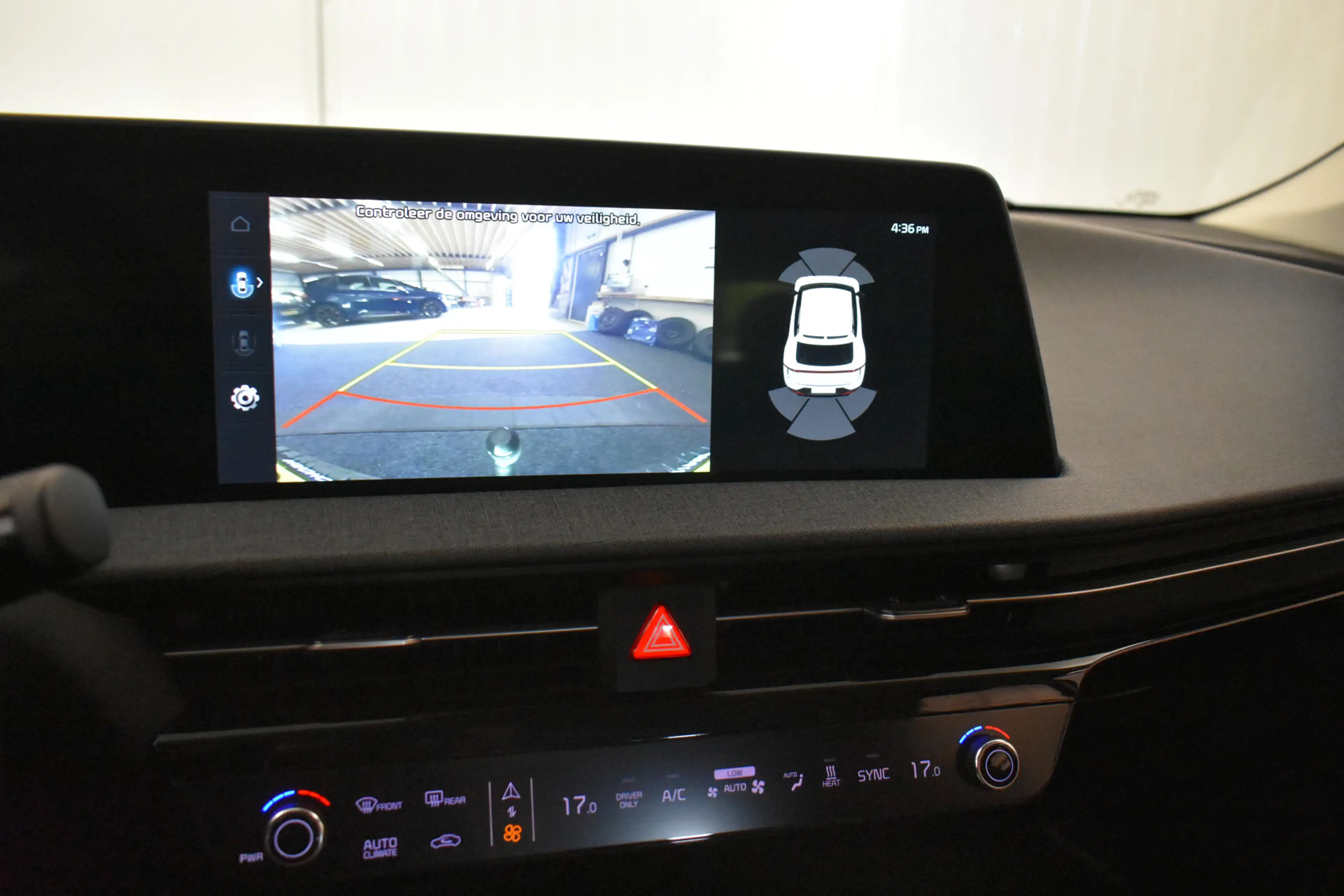 Kia EV6 Air 58 kWh 100% SOH Cam Dhoek Trekh Stoel Ver Keyl — photo 2