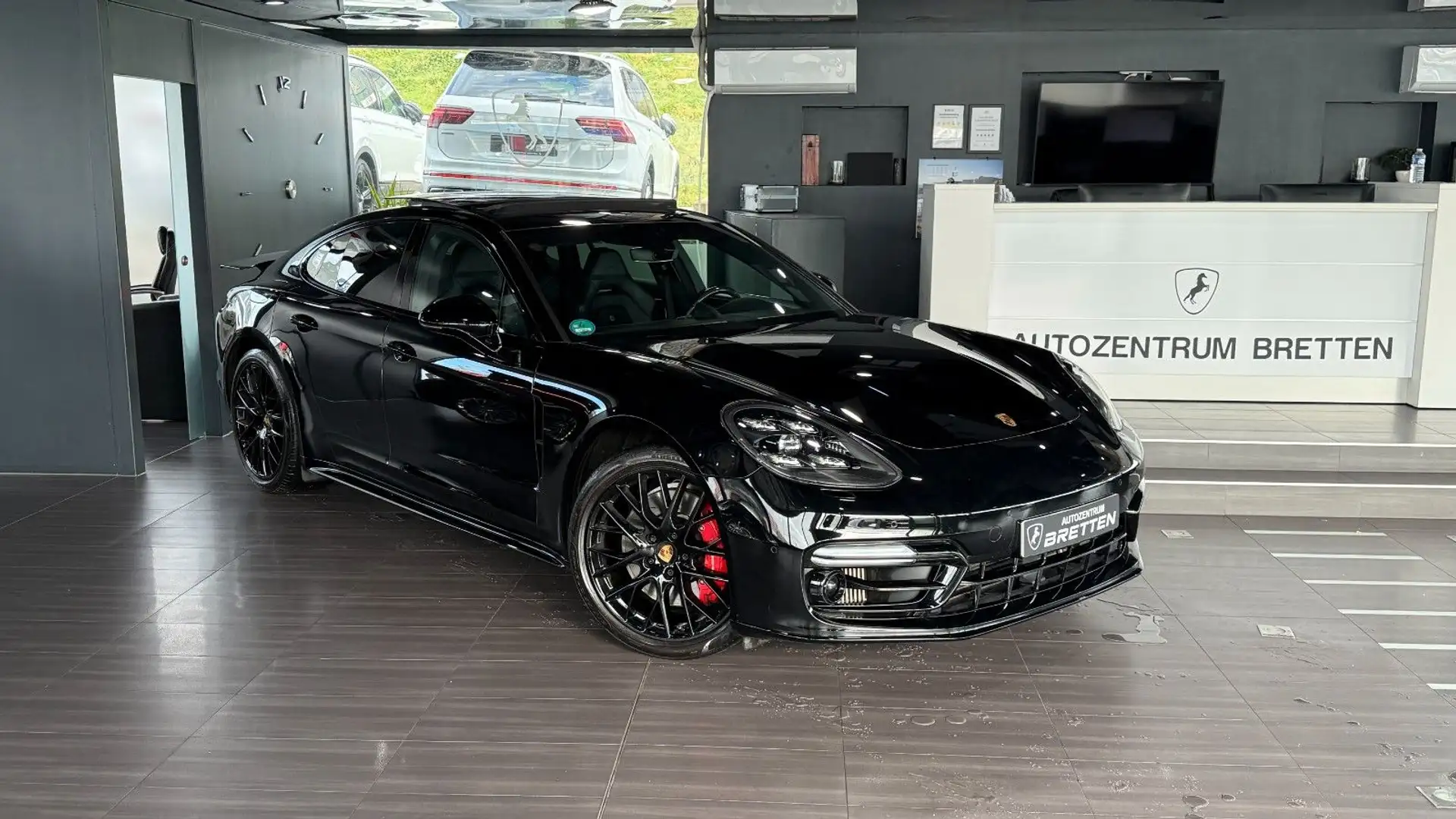Porsche Panamera GTS*Sport Chrono*Pano*Kamera*Carbon Schwarz - 1