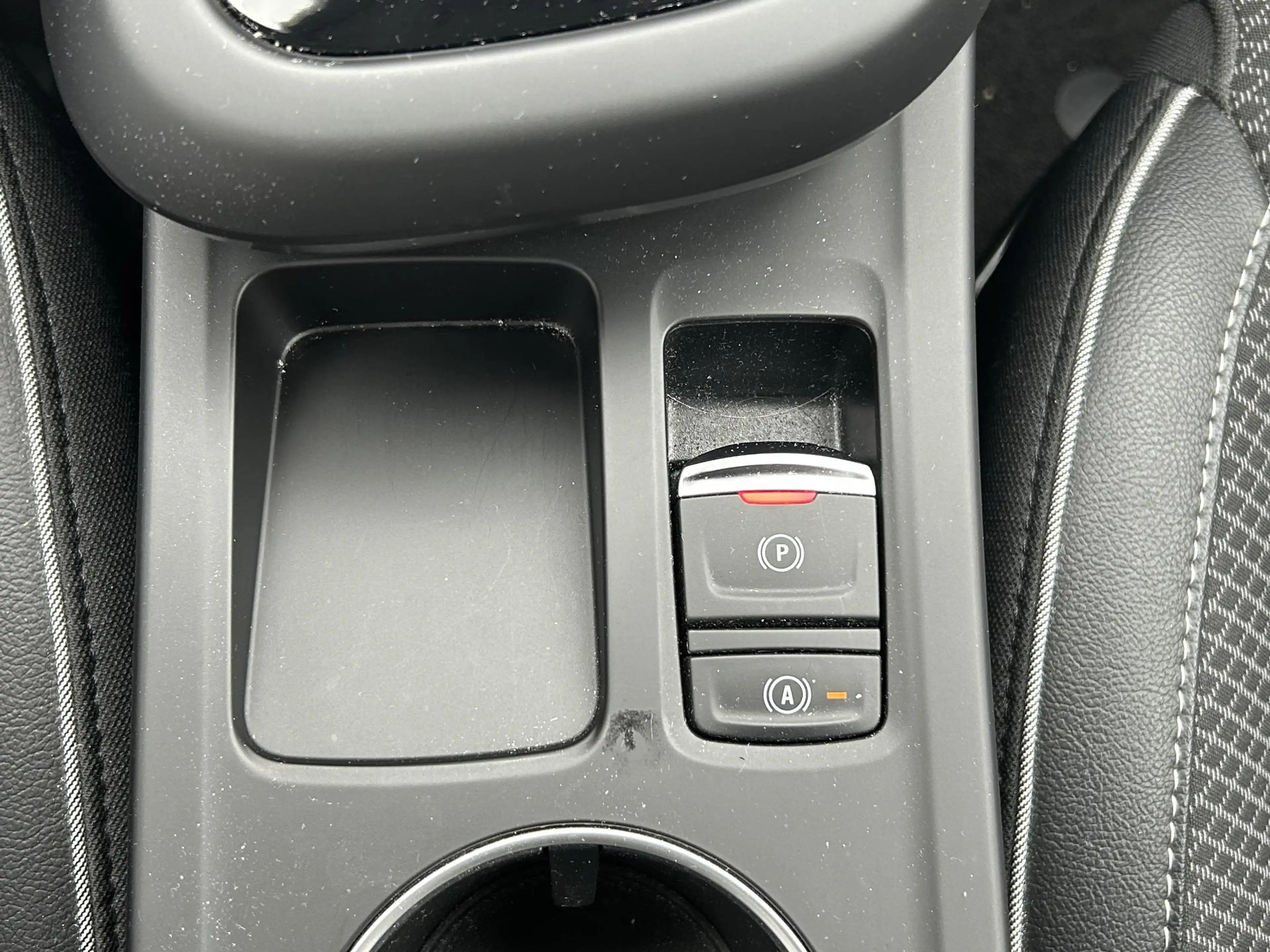 Renault Arkana 1.6 E-Tech hybrid 145 techno | Navigatie | Camera — photo 34