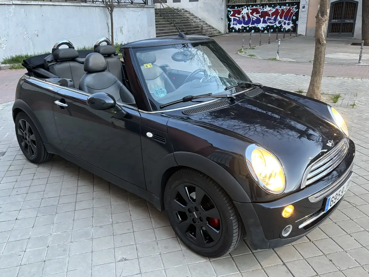 MINI Cooper Cabrio - 2