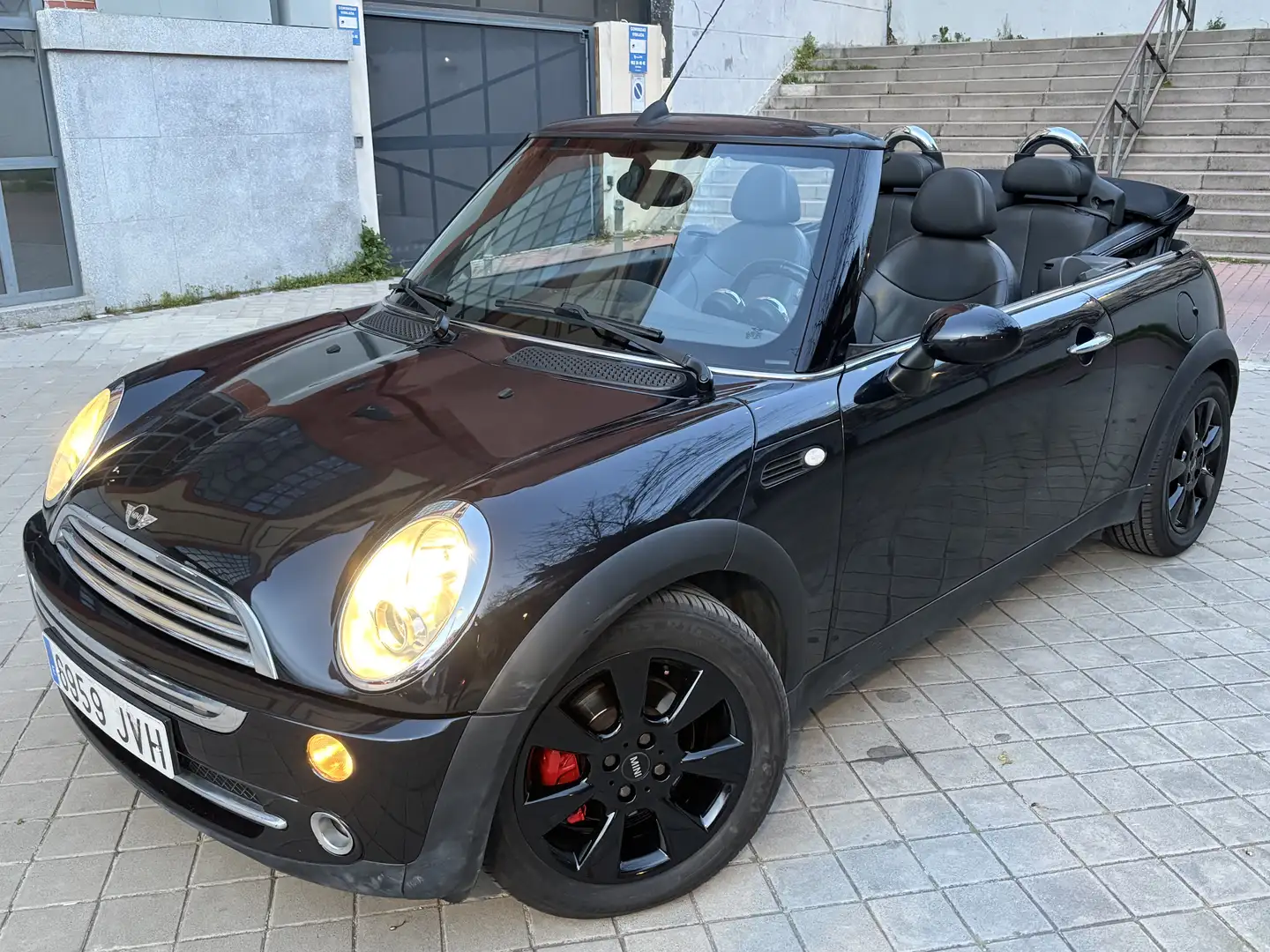 MINI Cooper Cabrio - 1