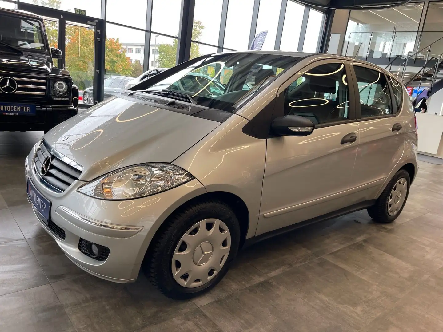 Mercedes-Benz A 150 *Klima*Isofix*Freisprech*SHZ* Silber - 2
