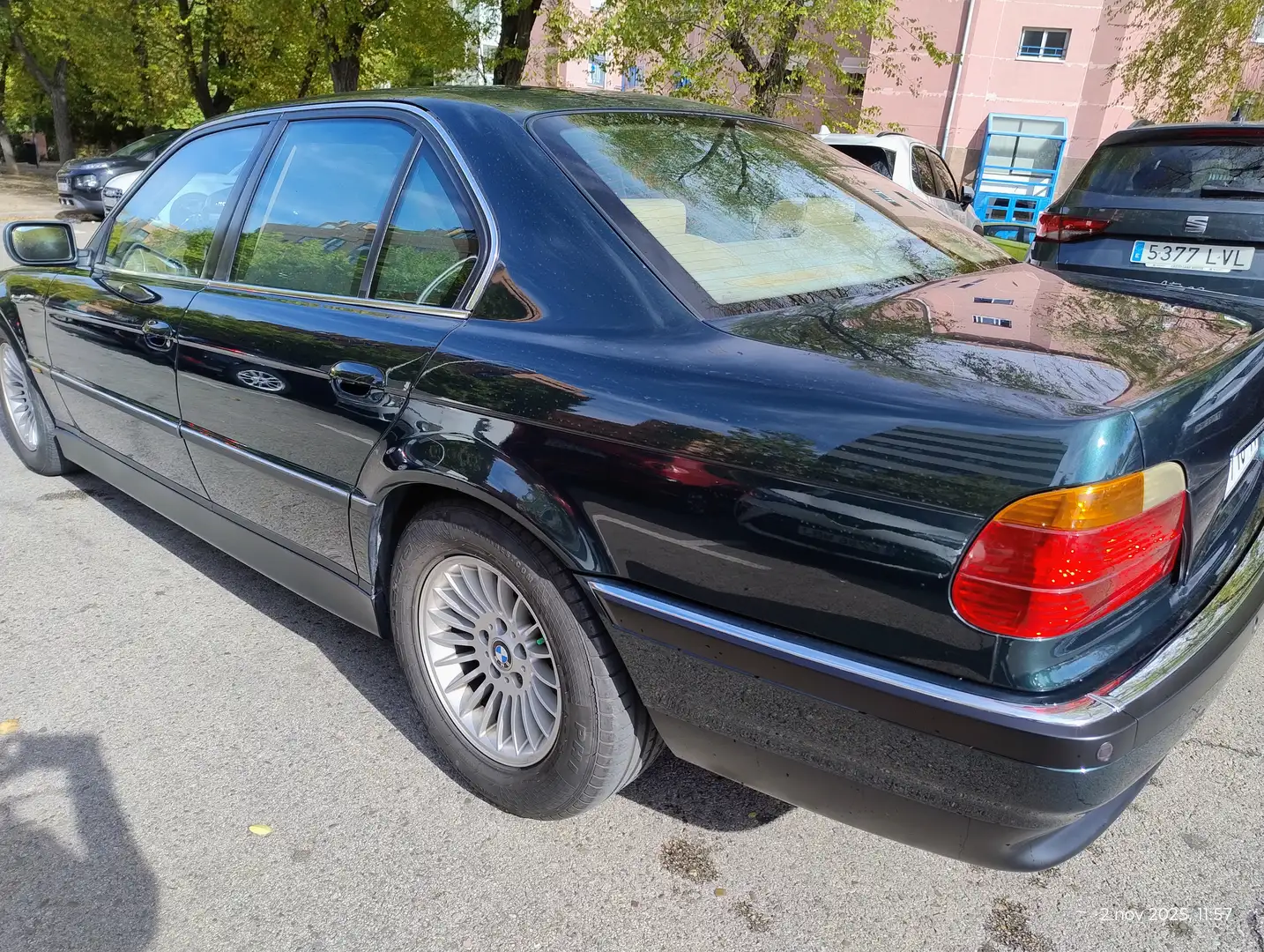 BMW 735 735i Aut. - 1