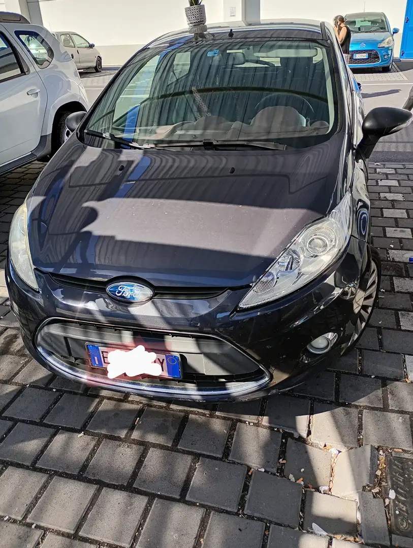 Ford Fiesta Fiesta VI 2008 5p 1.4 tdci Titanium Grigio - 1