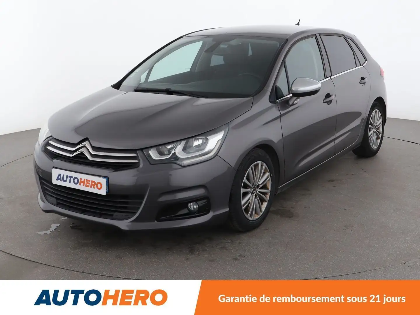 Citroen C4 1.2 PureTech BV6 Gris - 1